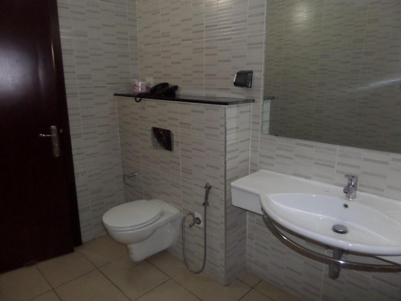 Hotel Newcastle Lagos Cameră foto